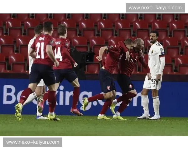 2016欧洲杯：伊斯坦布尔的泪水与萨格勒布的荣耀——一场穿越时空的足球史诗